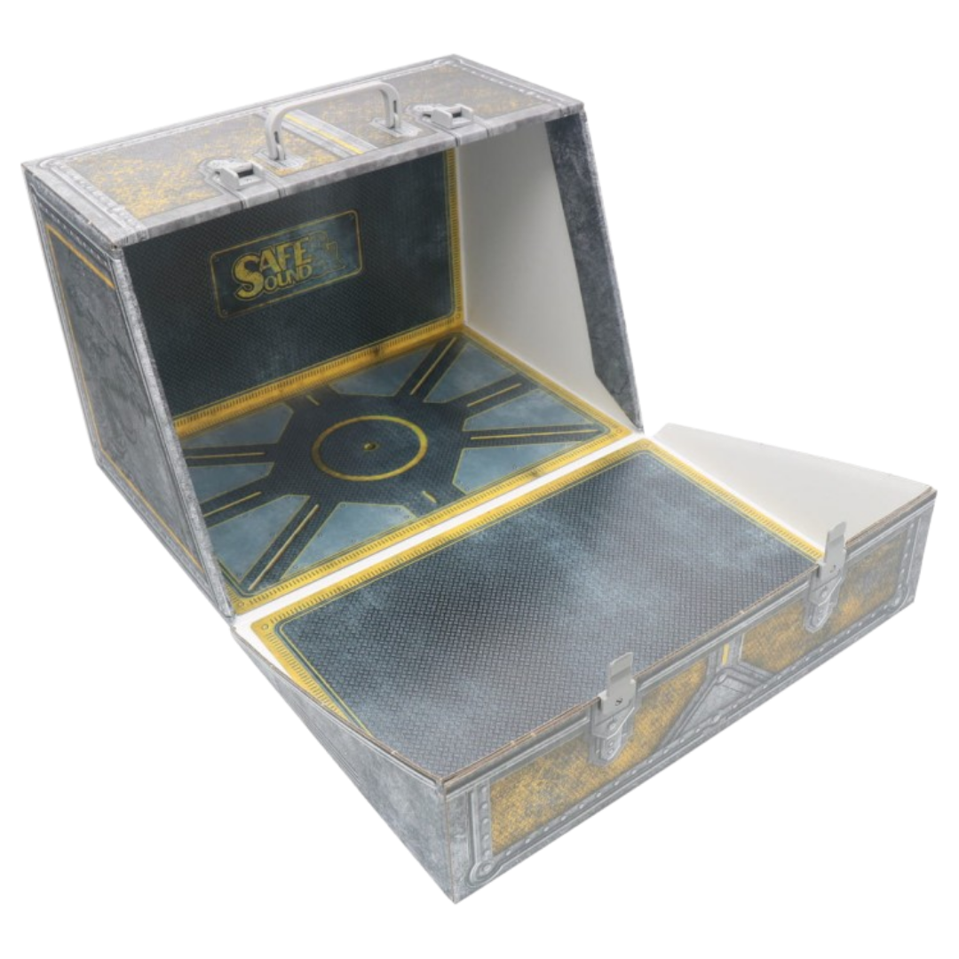 Magnetic case with 3 metal plates - coloured inside