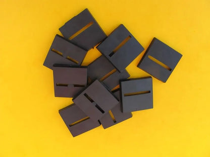 25mm x 25mm Bases geschlitzt (10)-Tabletop Depot-Radaddel