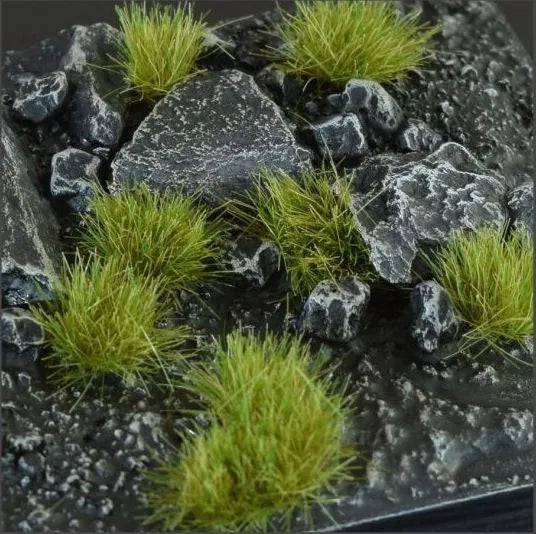 Dry Green 6mm Tufts (Small)-Gamers Grass-Radaddel