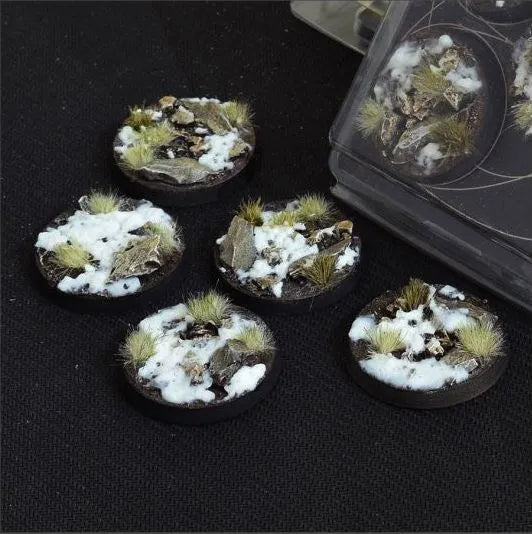 Round Winter Bases 40mm (x5)-Gamers Grass-Radaddel