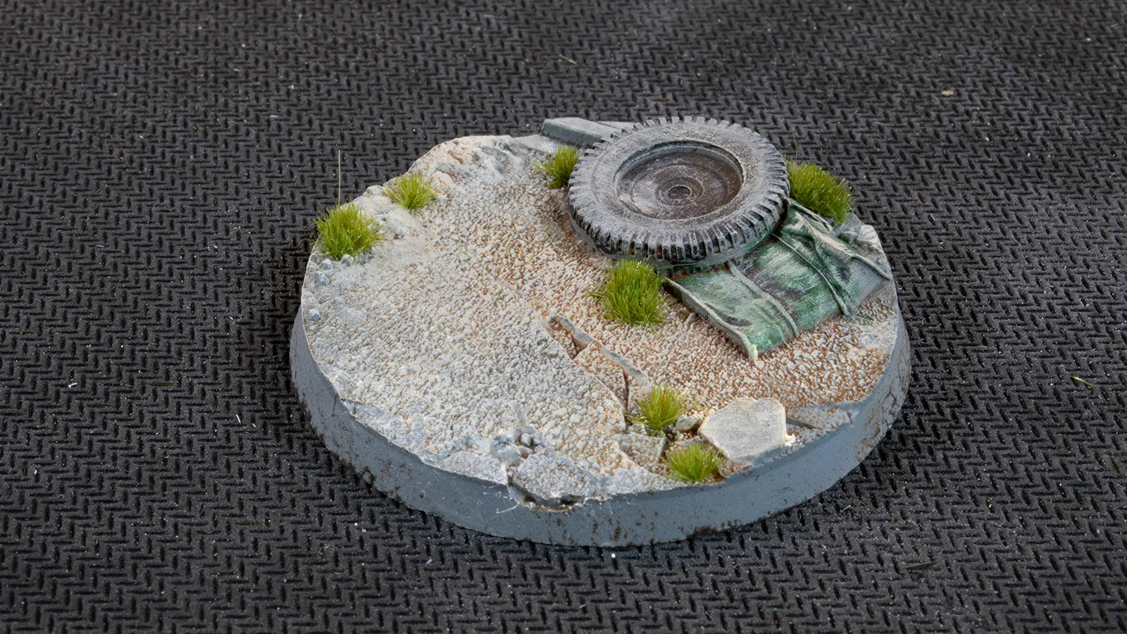 Round Urban Warfare Bases 50mm (x3)-Gamers Grass-Radaddel