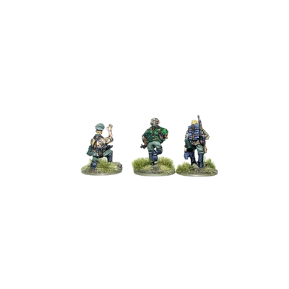 Waffen-SS Cavalry NCO & LMG team 1943-45-Warlord Games-Radaddel