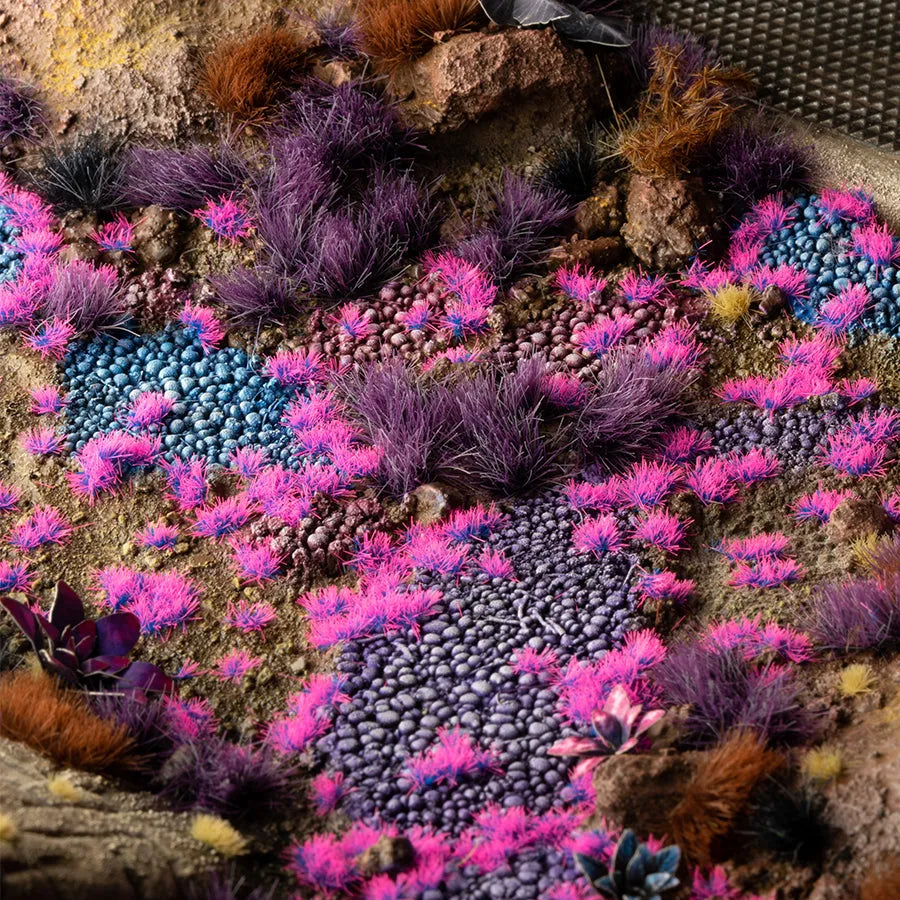 Tiny Tufts Alien Neon-Gamers Grass-Radaddel