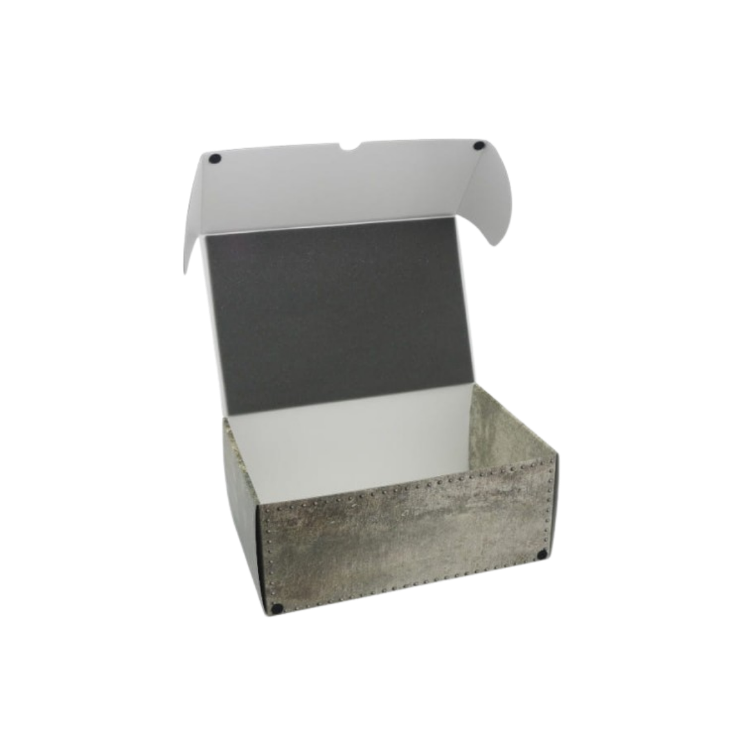 Full-size Mega Box with two plates for magnetically-based miniatures