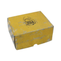 Half-size Medium Box for magnetically-based miniatures + metal plate on the insi